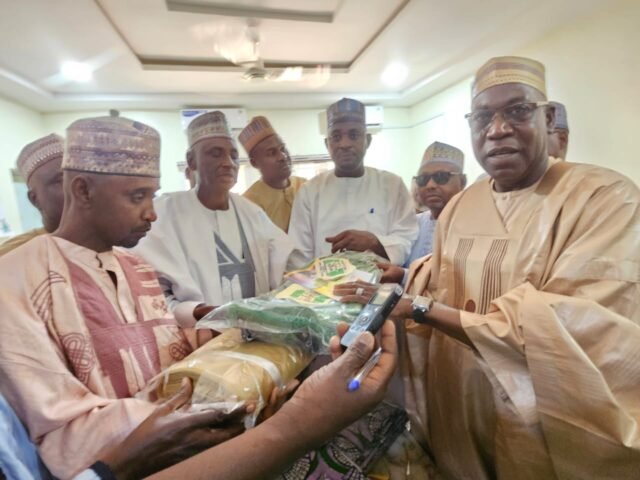 Jigawa Begins Distribution of Hajj Uniforms Ahead of 2026 Pilgrimage